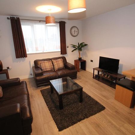 Holden Court Apartments - Apt 3 West Drayton  Zewnętrze zdjęcie